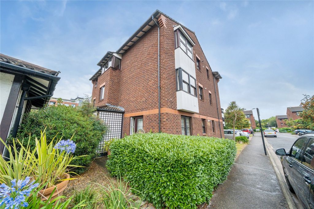 Property photo 2 of 11 Picture No. 03