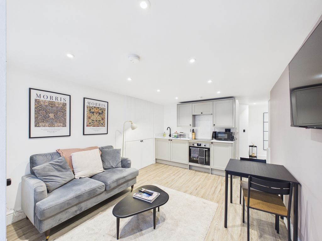 Property photo 2 of 18 Photo 1