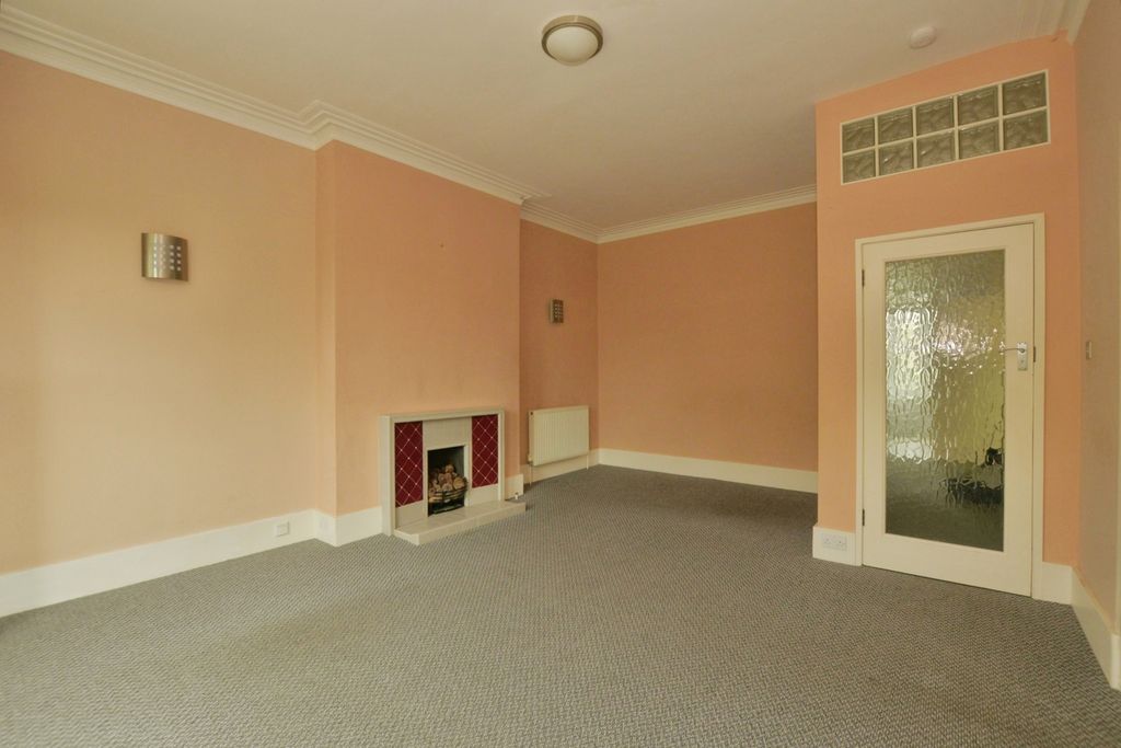 Property photo 3 of 15 Living Room