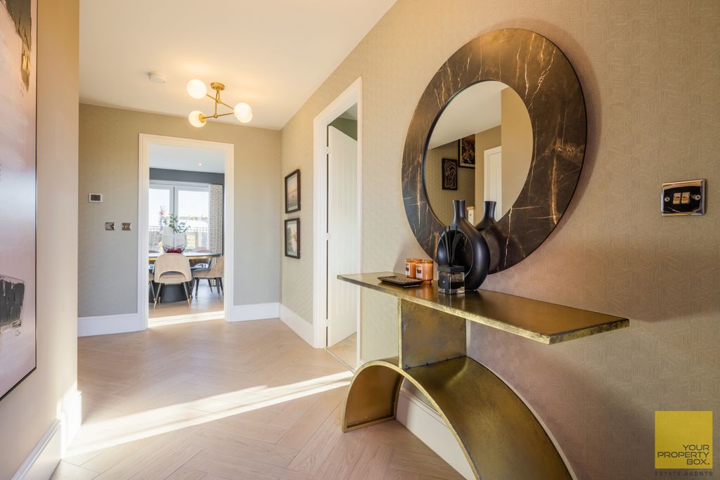 Property photo 2 of 18 68462