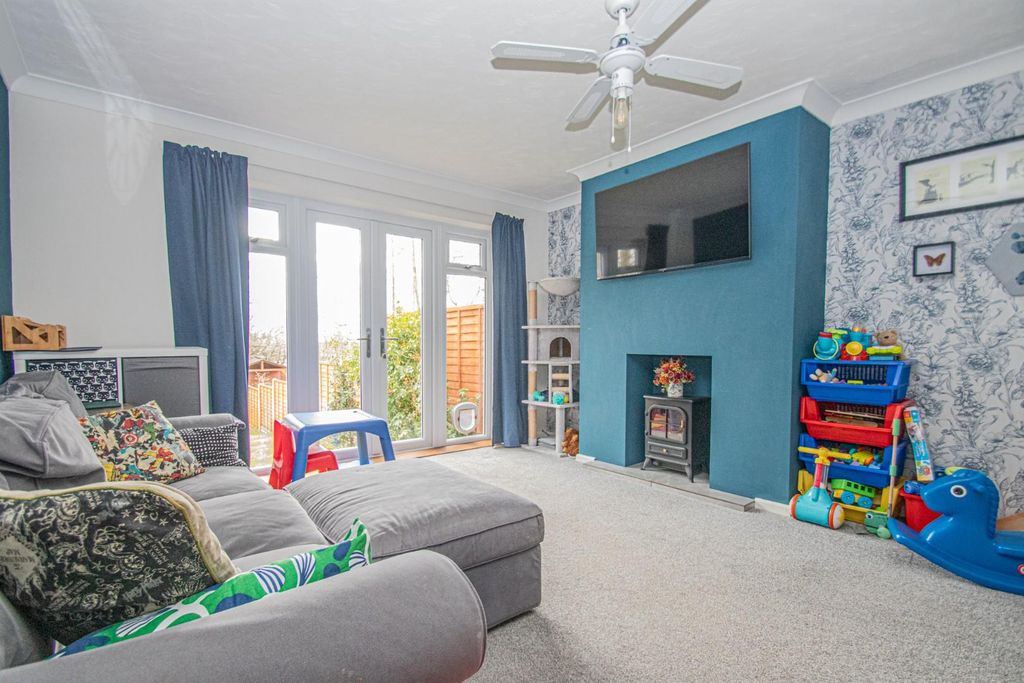 Property photo 2 of 12 Img_6905.Jpg