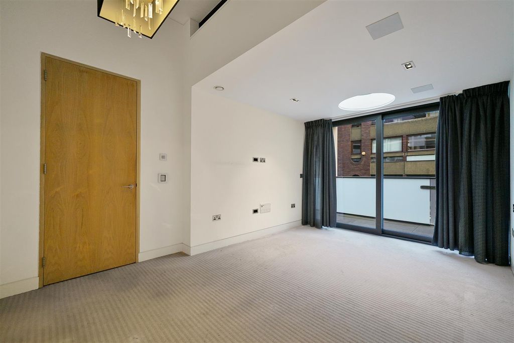 Property photo 2 of 14 ??_20251007114239_246_39.Jpg