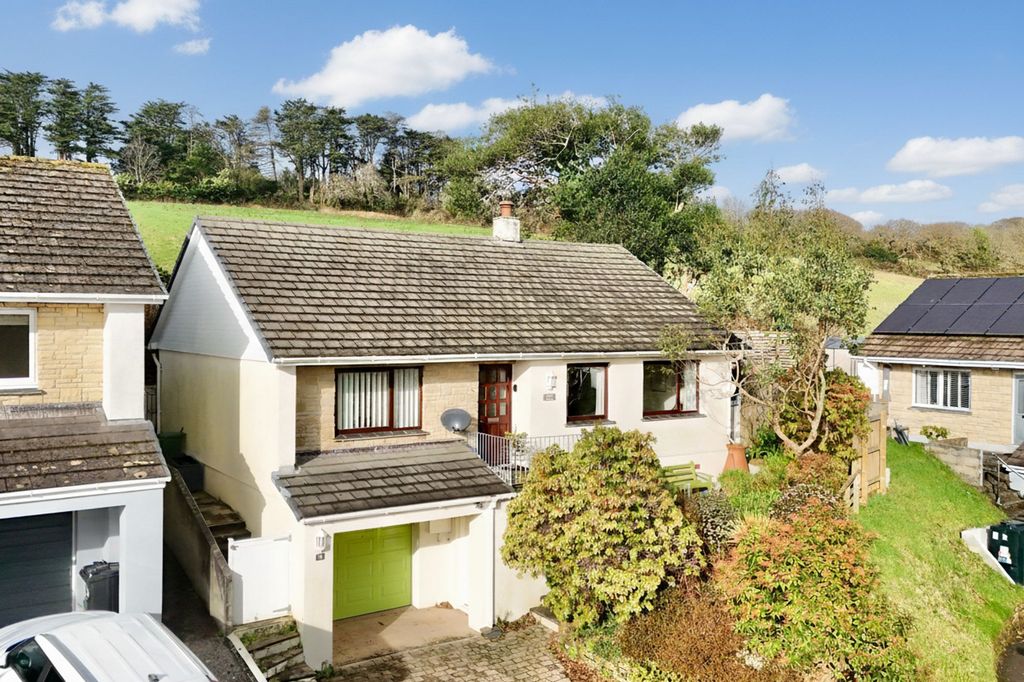 Property photo 1 of 21