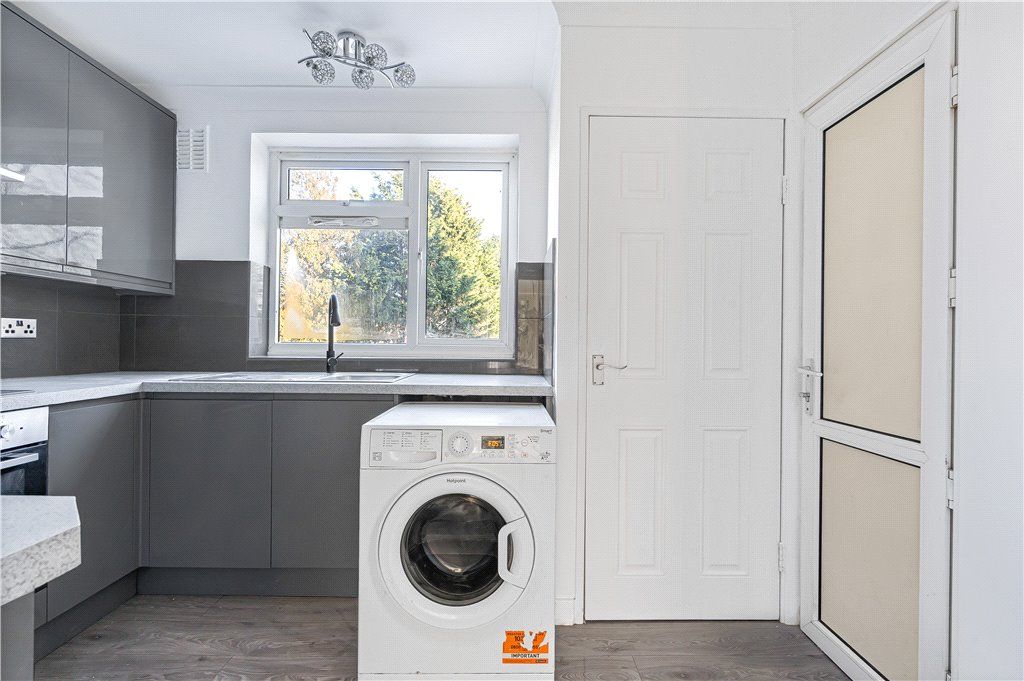 Property photo 3 of 17 Picture No. 21