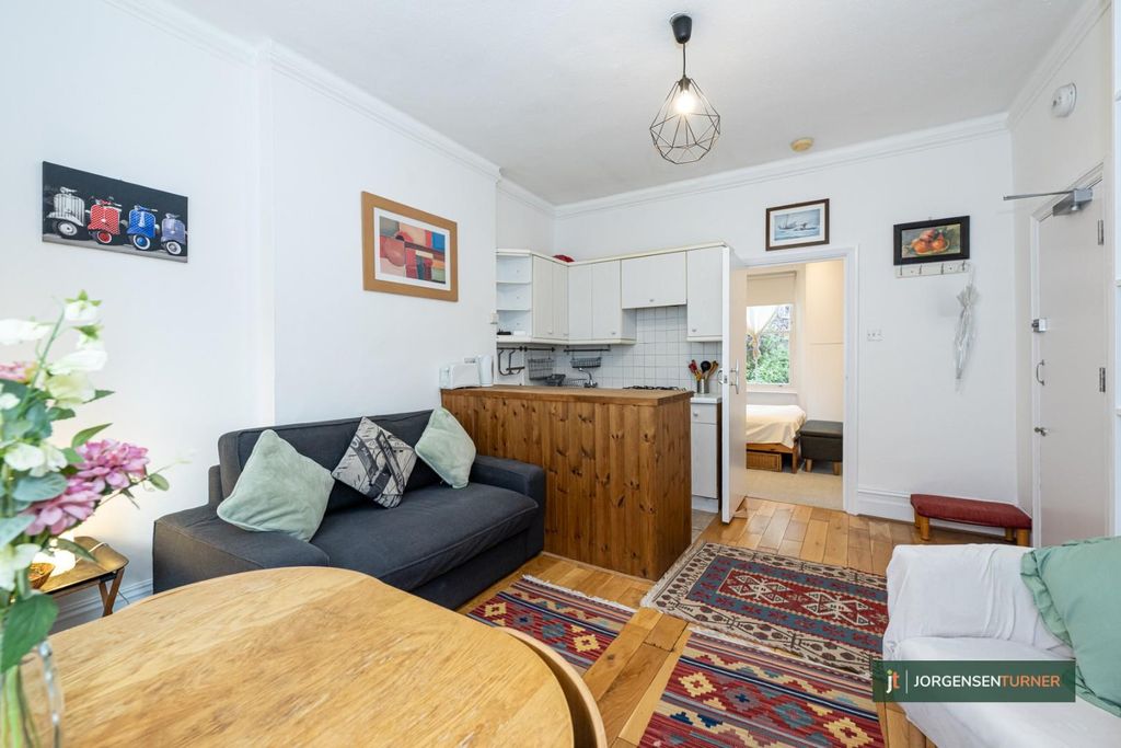 Property photo 1 of 11 Hopgood Street 6 Rgf-001 Lr - Jt.Jpg