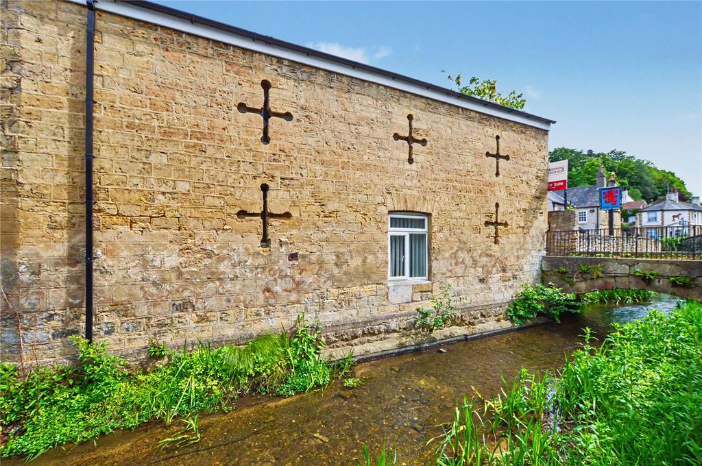 Property photo 2 of 13 Picture No. 25