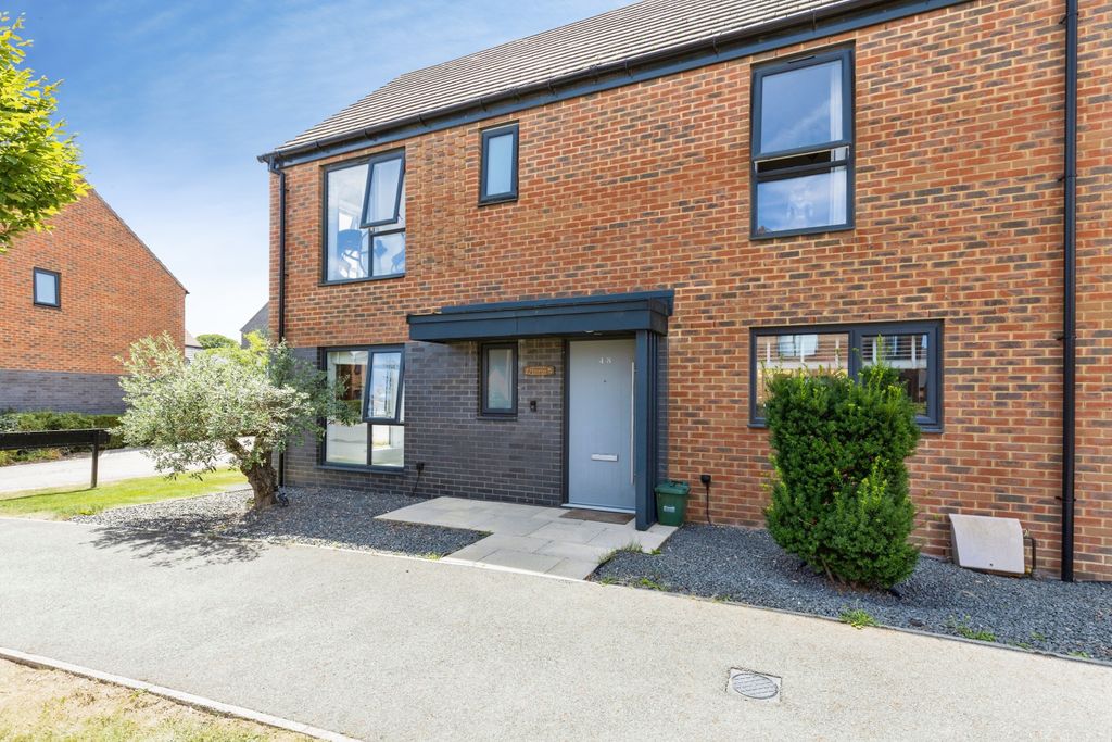 Property photo 1 of 55