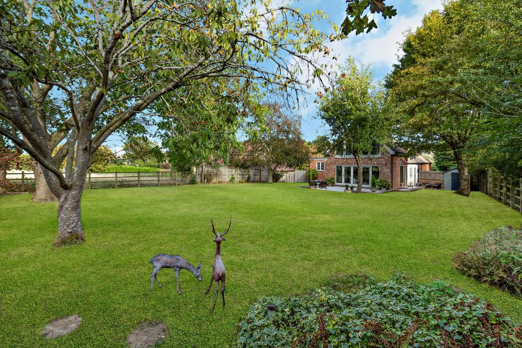 Property photo 3 of 25 Picture No. 27