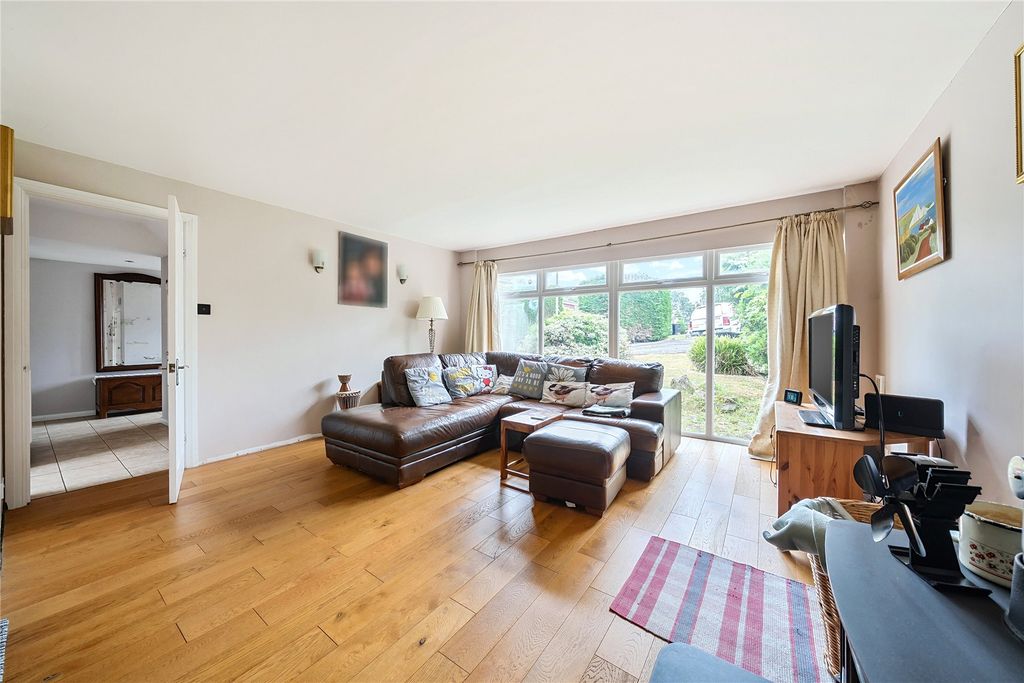 Property photo 3 of 21 Picture No. 15