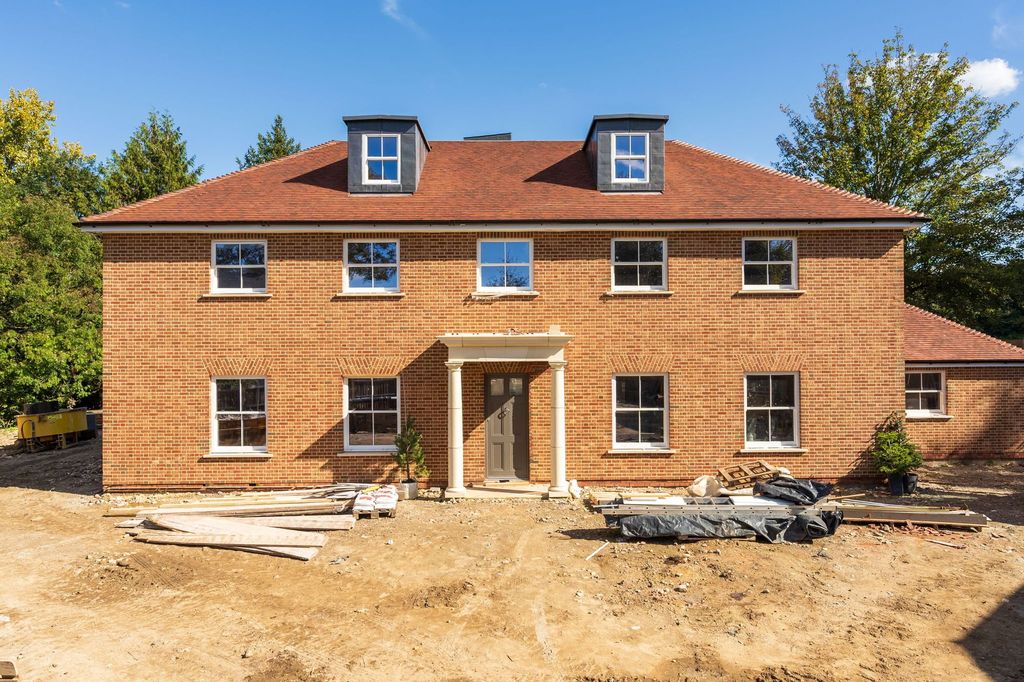 Property photo 3 of 8 No 3 Front