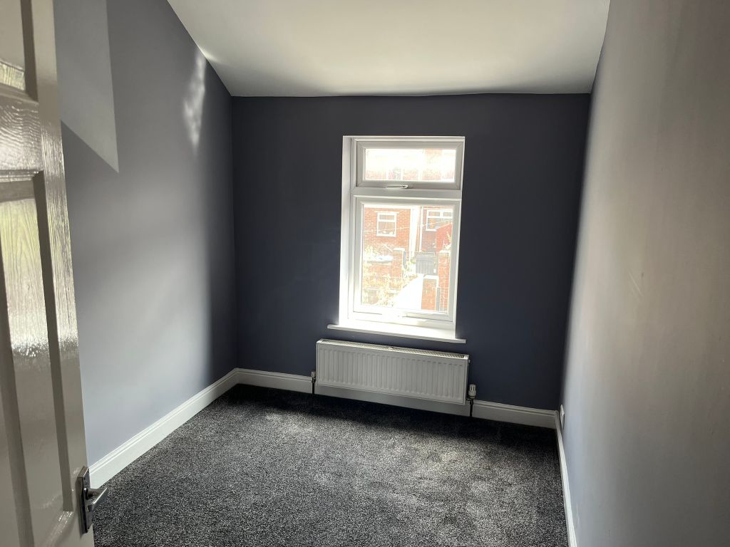 Property photo 3 of 4 Bedroom