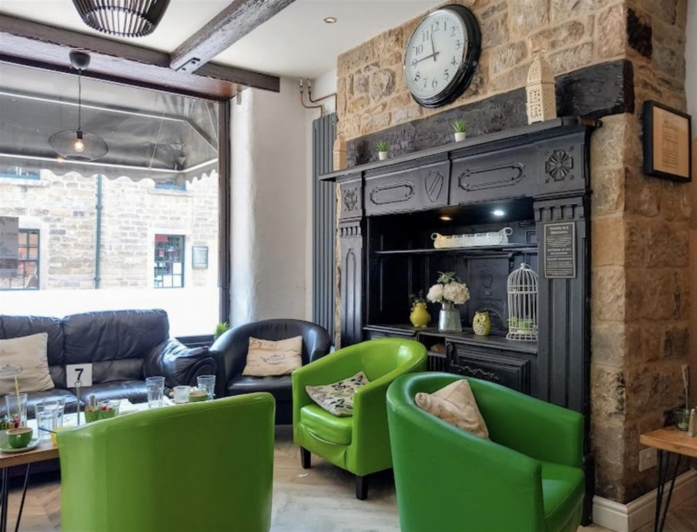 Property photo 2 of 6 Photo 1