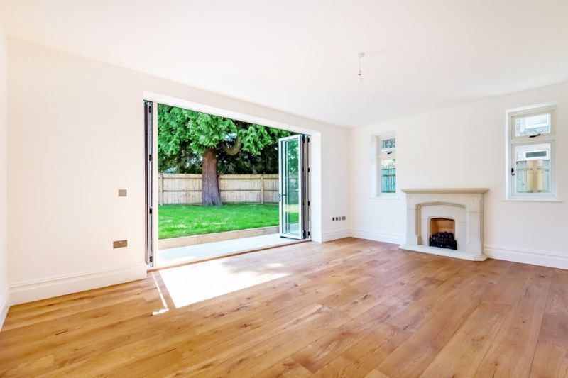 Property photo 2 of 25 Sitting Room