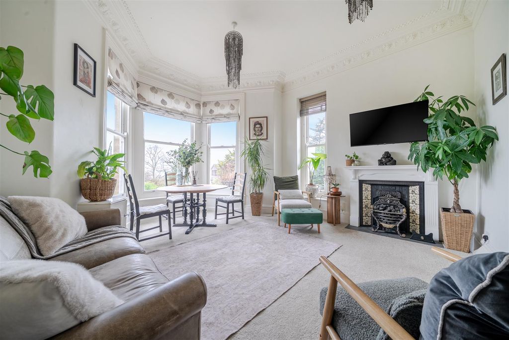 Property photo 2 of 35 1440888-7-69d75Ec7E0692.Jpg