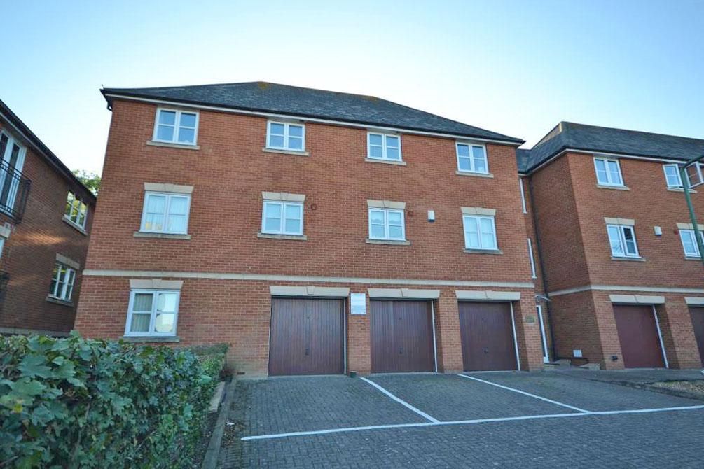 Property photo 2 of 4 Front