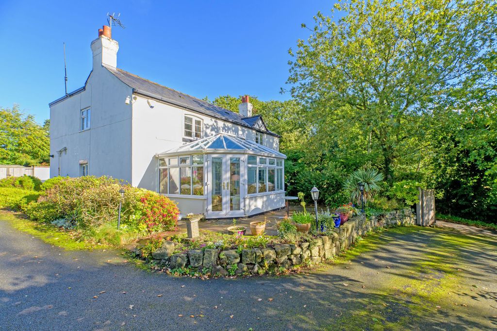 Property photo 1 of 35