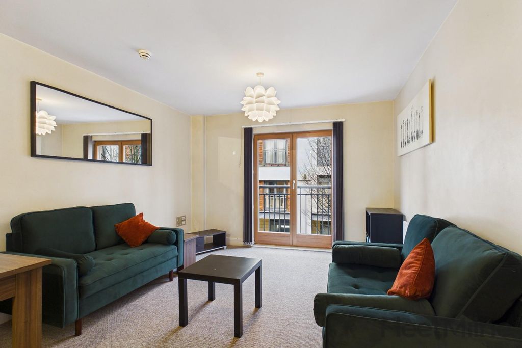 Property photo 1 of 11 Living Area