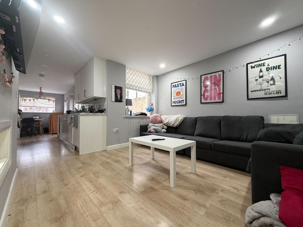 Property photo 1 of 16 Call 02920 668585 To Secure Your Viewing _1