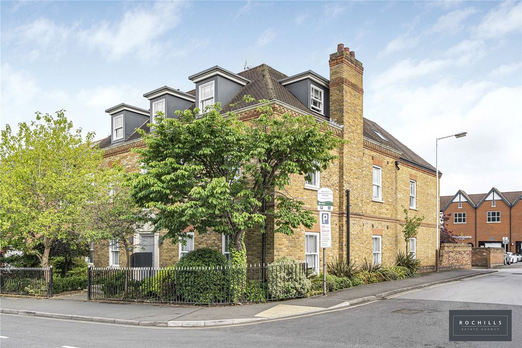 Property photo 2 of 15 Picture No. 18