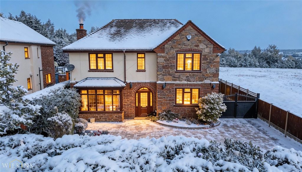 Property photo 1 of 54 Picture No. 80