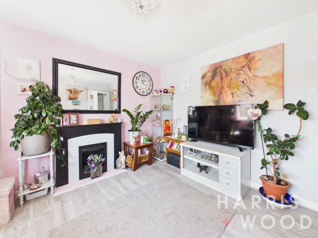 Property photo 3 of 17 5388924