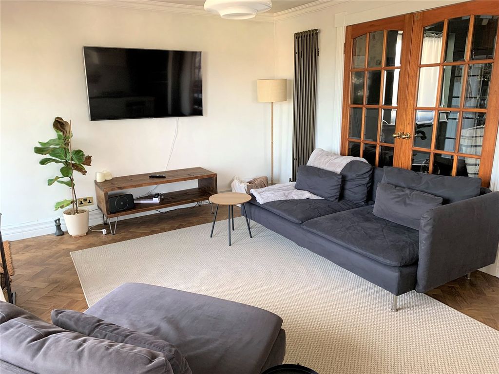 Property photo 2 of 24 Picture No. 03