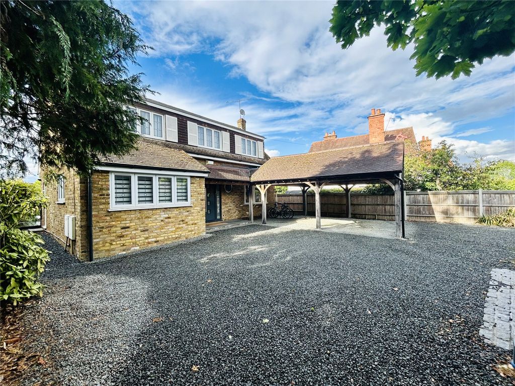 Property photo 1 of 17 Front