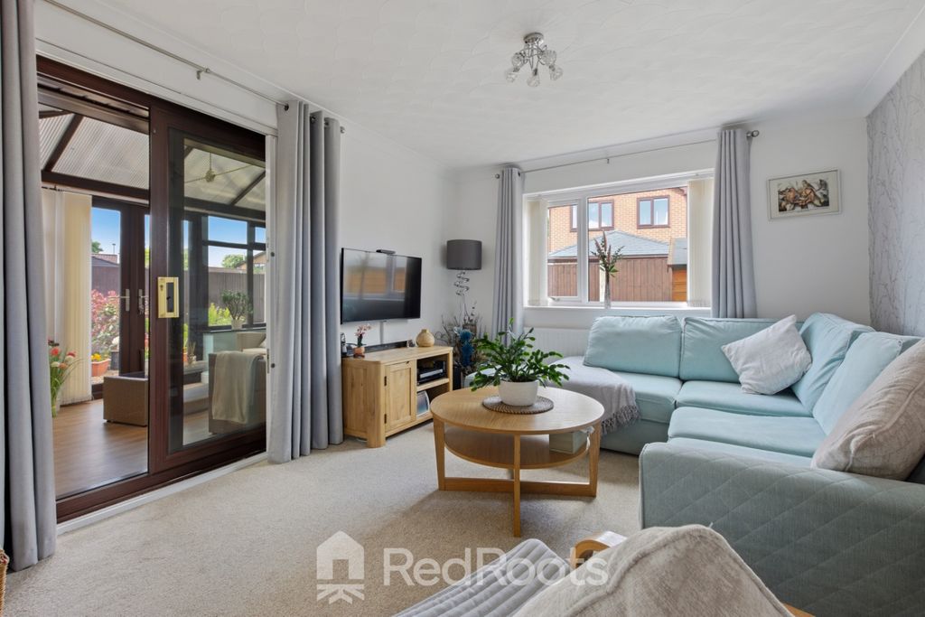 Property photo 2 of 26 4460322