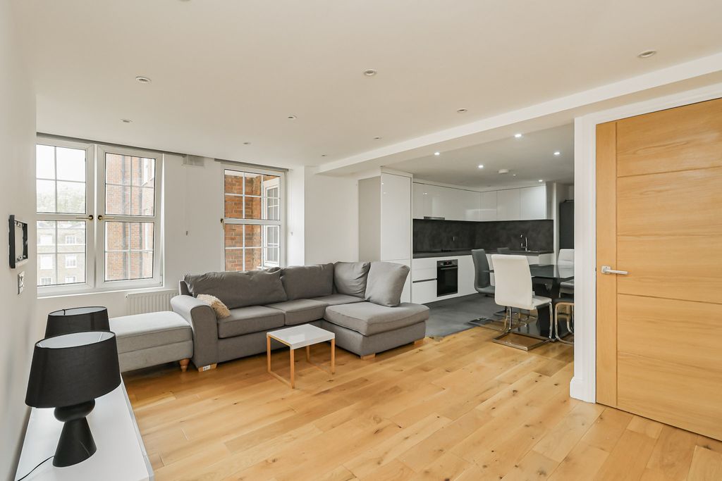 Property photo 3 of 22