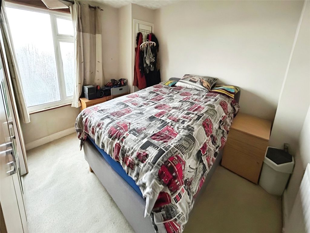Property photo 3 of 10 Picture No. 02