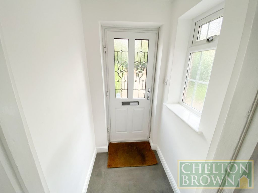 Property photo 3 of 27 Porch