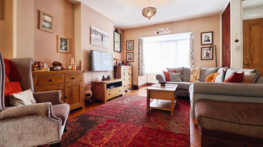 Property photo 2 of 17