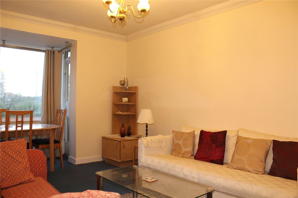 Property photo 3 of 13 Picture No. 06