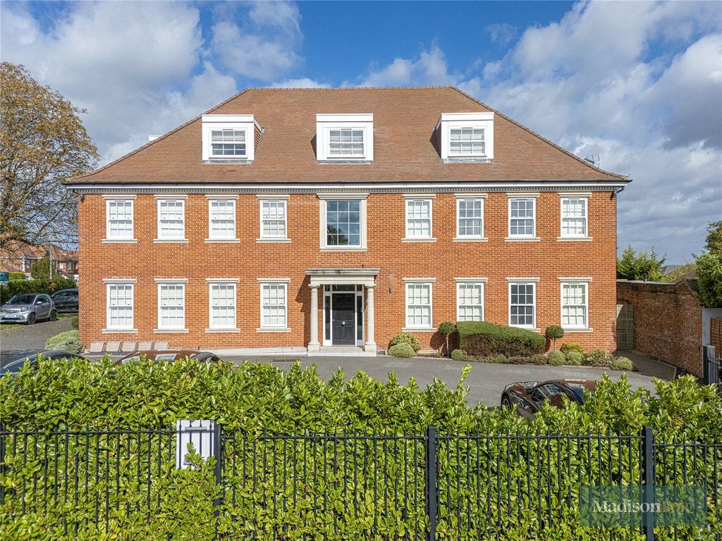 Property photo 1 of 30 Picture No. 04