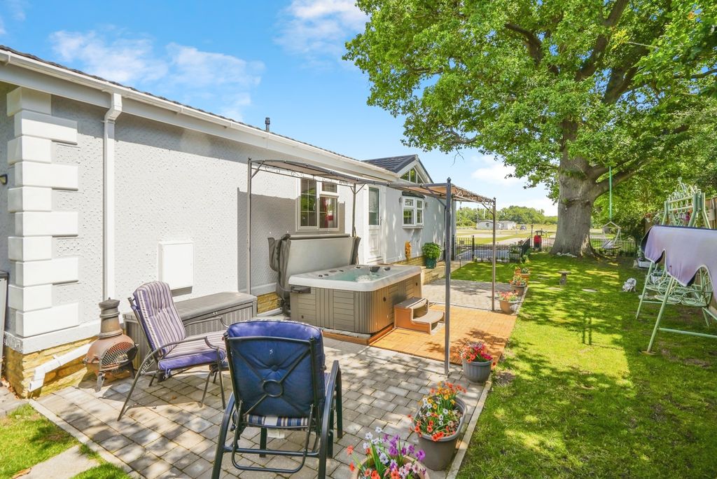 Property photo 1 of 17 Photo
