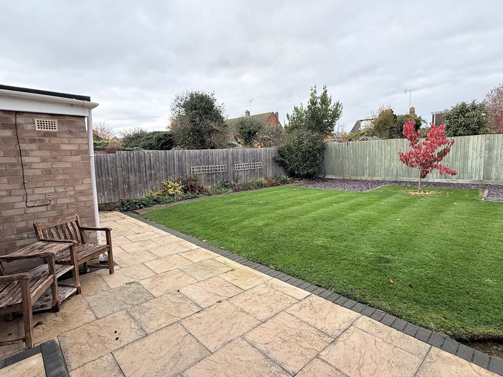 Property photo 3 of 10 Garden