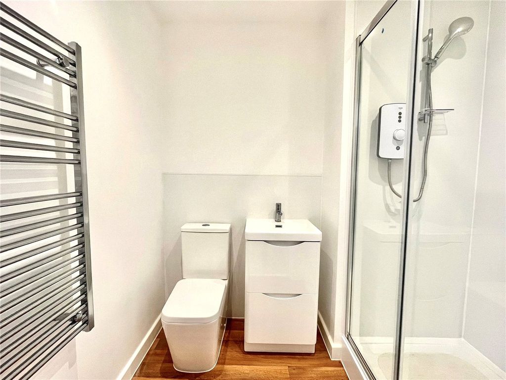 Property photo 3 of 6 Picture No. 17