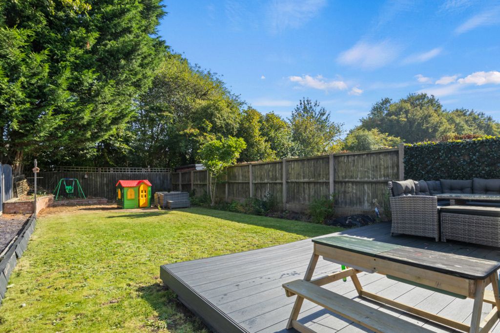 Property photo 3 of 26