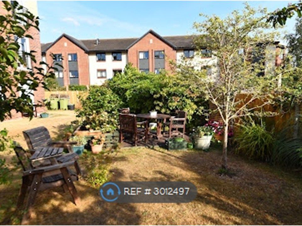 Property photo 2 of 8