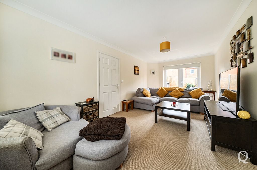 Property photo 3 of 30 003B3572-8Bf1-4ba...