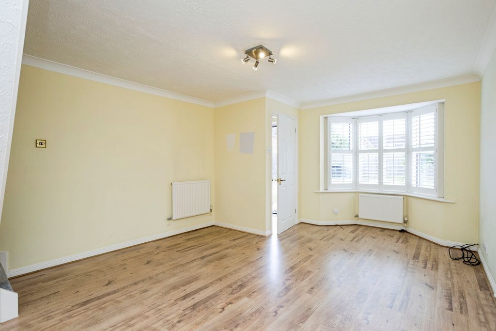 Property photo 2 of 20
