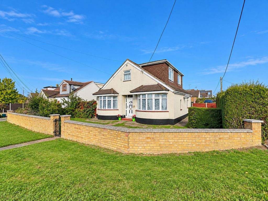 Property photo 2 of 18
