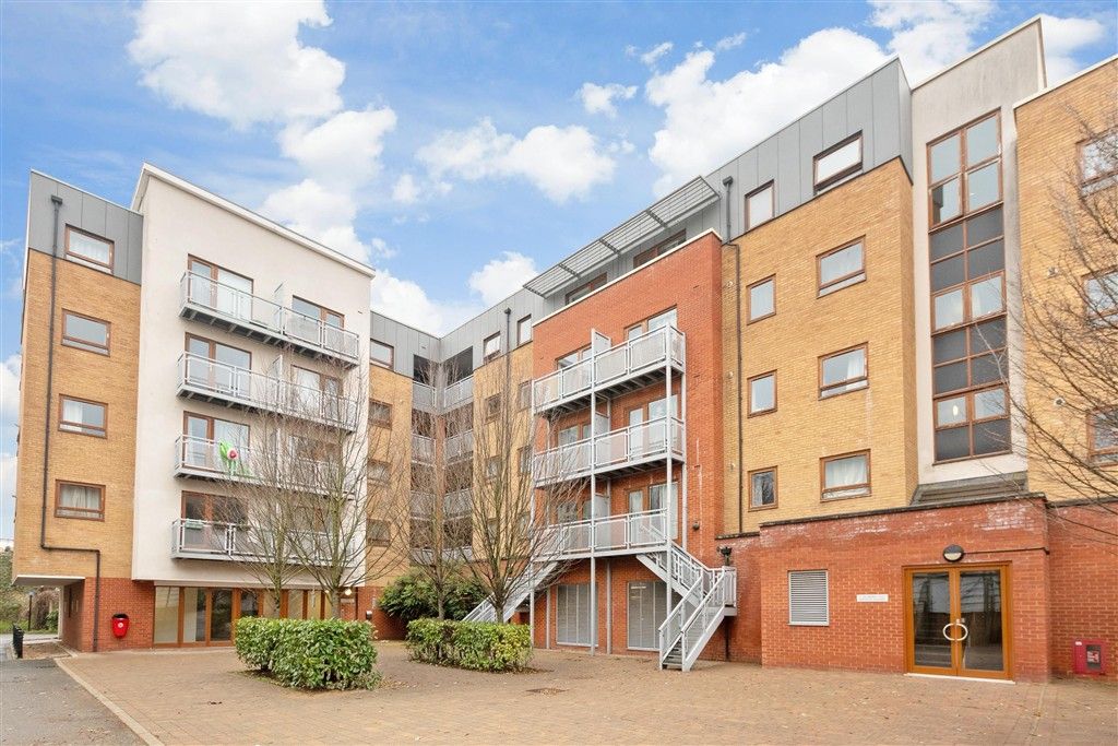 Property photo 2 of 8 External (Brochure)