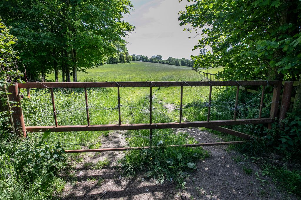 Property photo 2 of 9