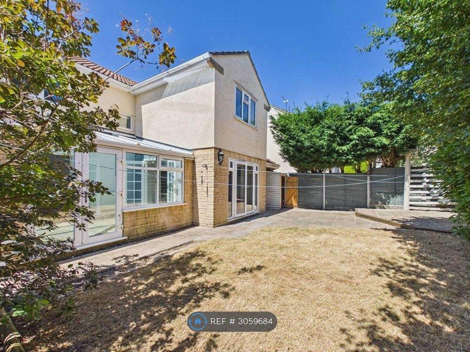 Property photo 3 of 20