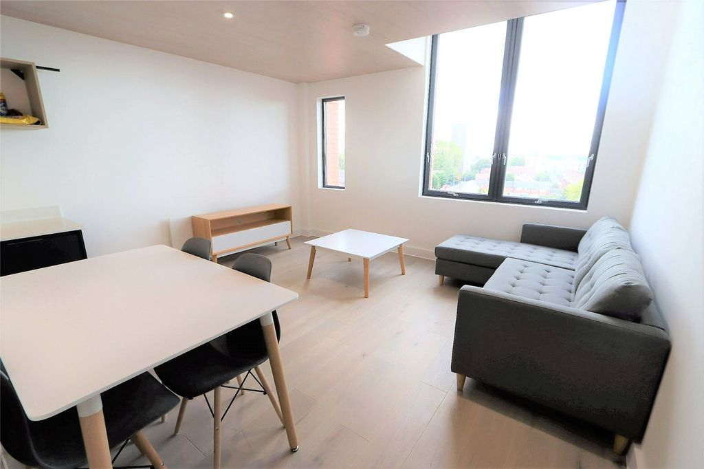 Property photo 3 of 14 Picture No. 24