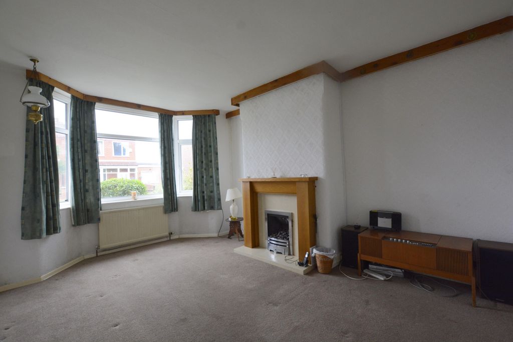 Property photo 2 of 11 Photo 13