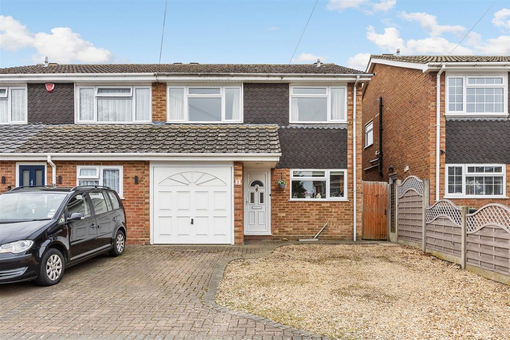 Property photo 1 of 20 Front Aspect