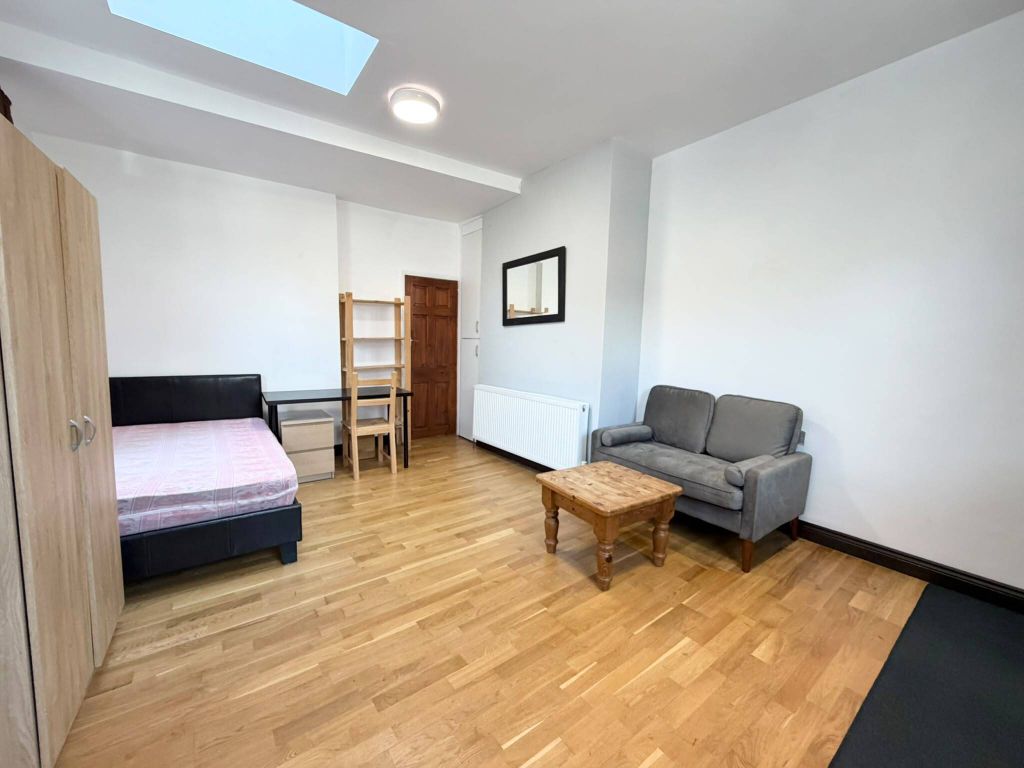 Property photo 1 of 4