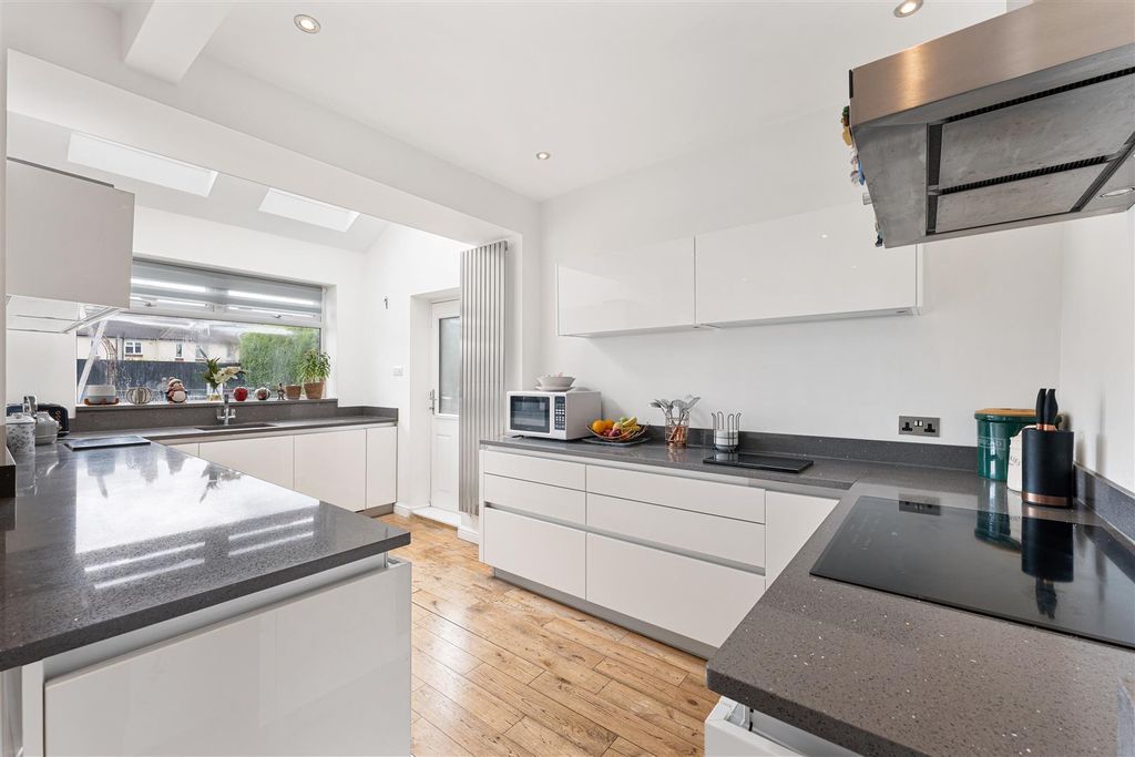 Property photo 1 of 42 P1236921.Jpg